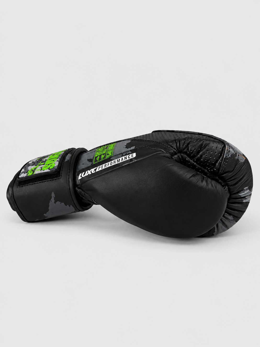 Luxe LTE Series – Smil'n Sam Alvey Patriot Hangar Collection Boxing Gloves