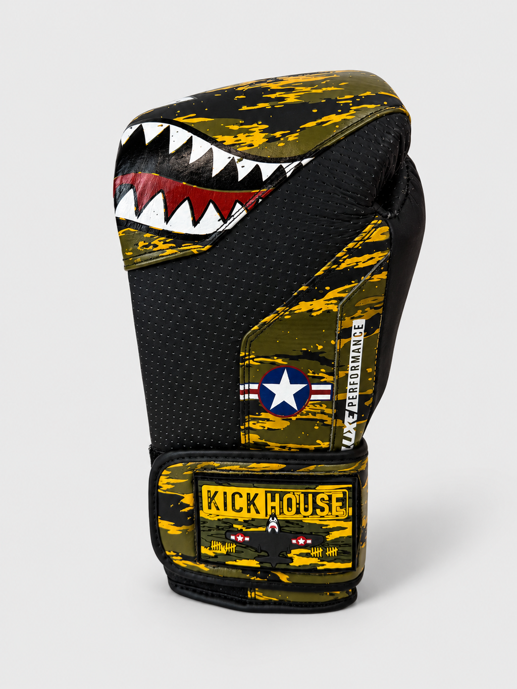 Luxe LTE Series – Smil'n Sam Alvey Patriot Hangar Collection Boxing Gloves