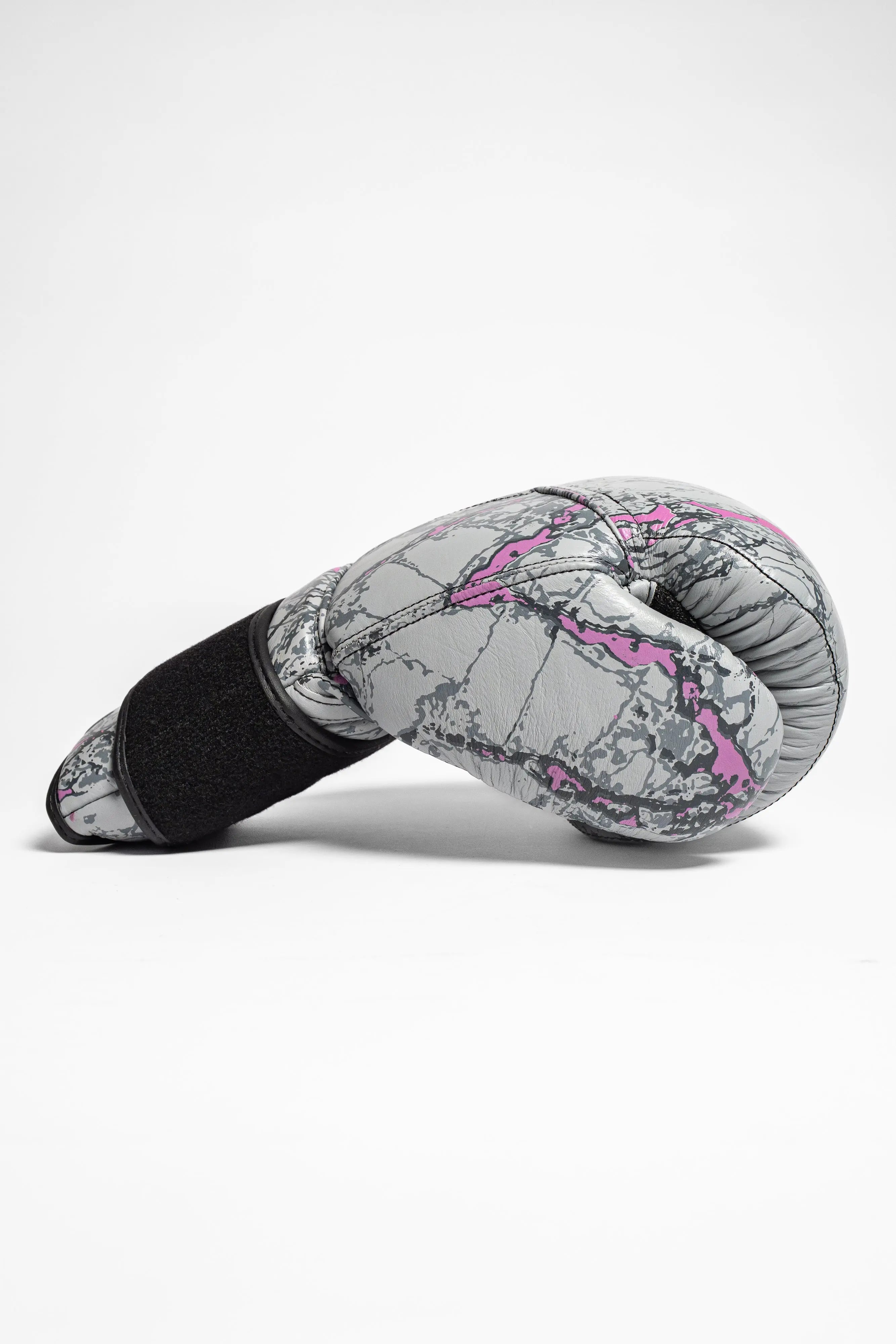 LB Tuff Glove IV Stone Series Mati International