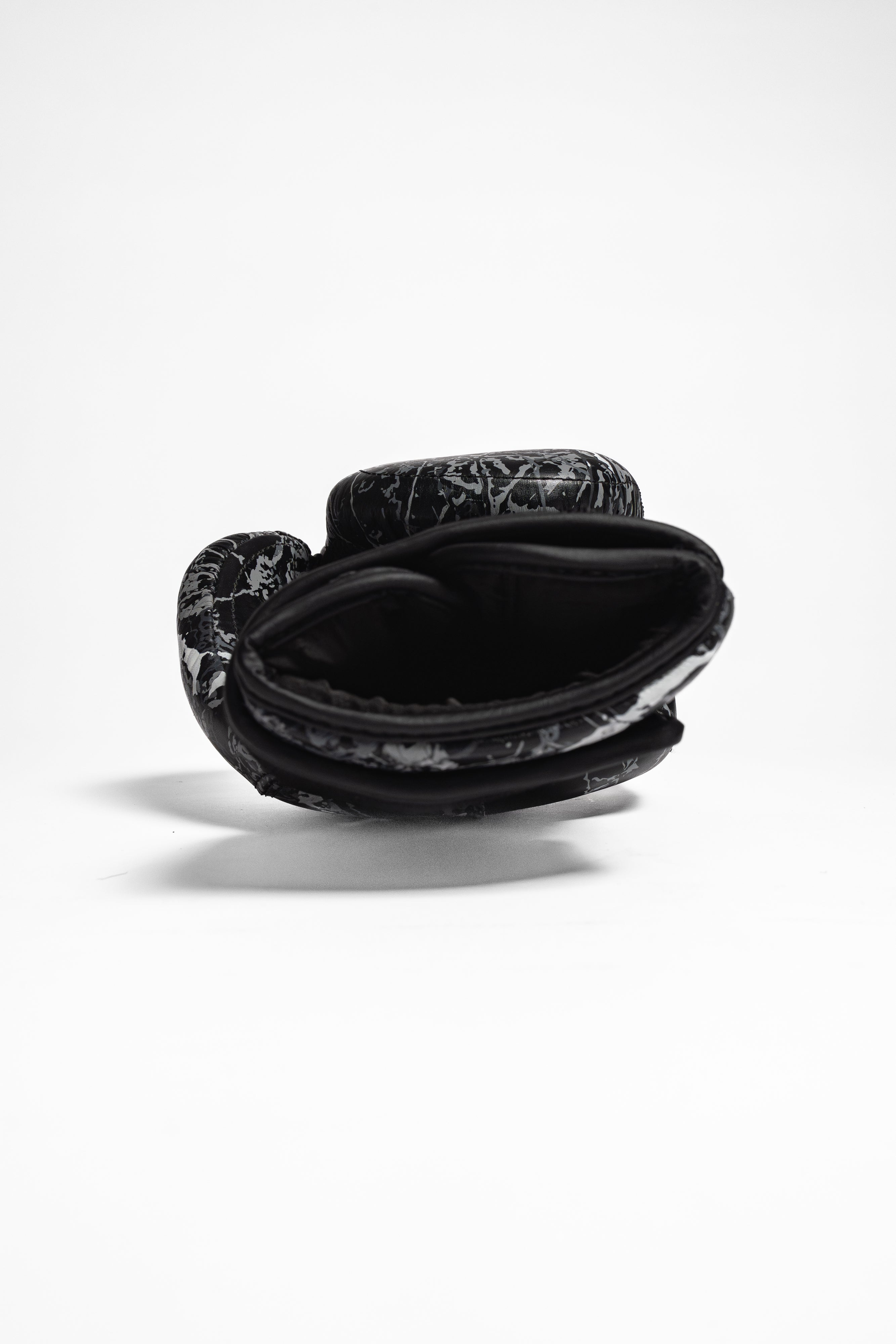 LB Tuff Glove IV Stone Series Mati International