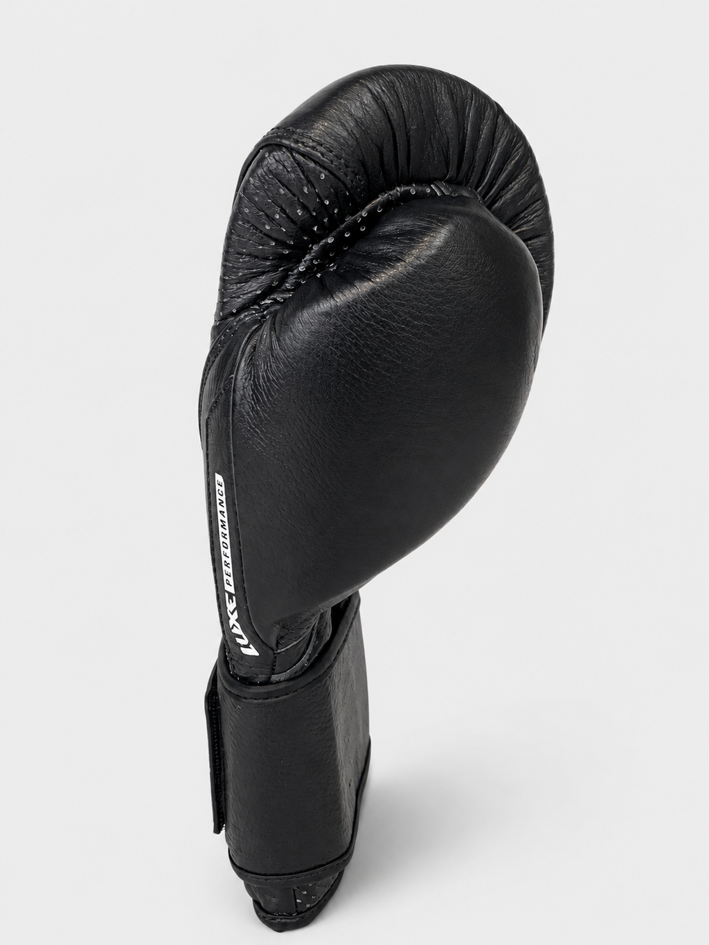 Luxe LTE Boxing Gloves - Blackout Edition
