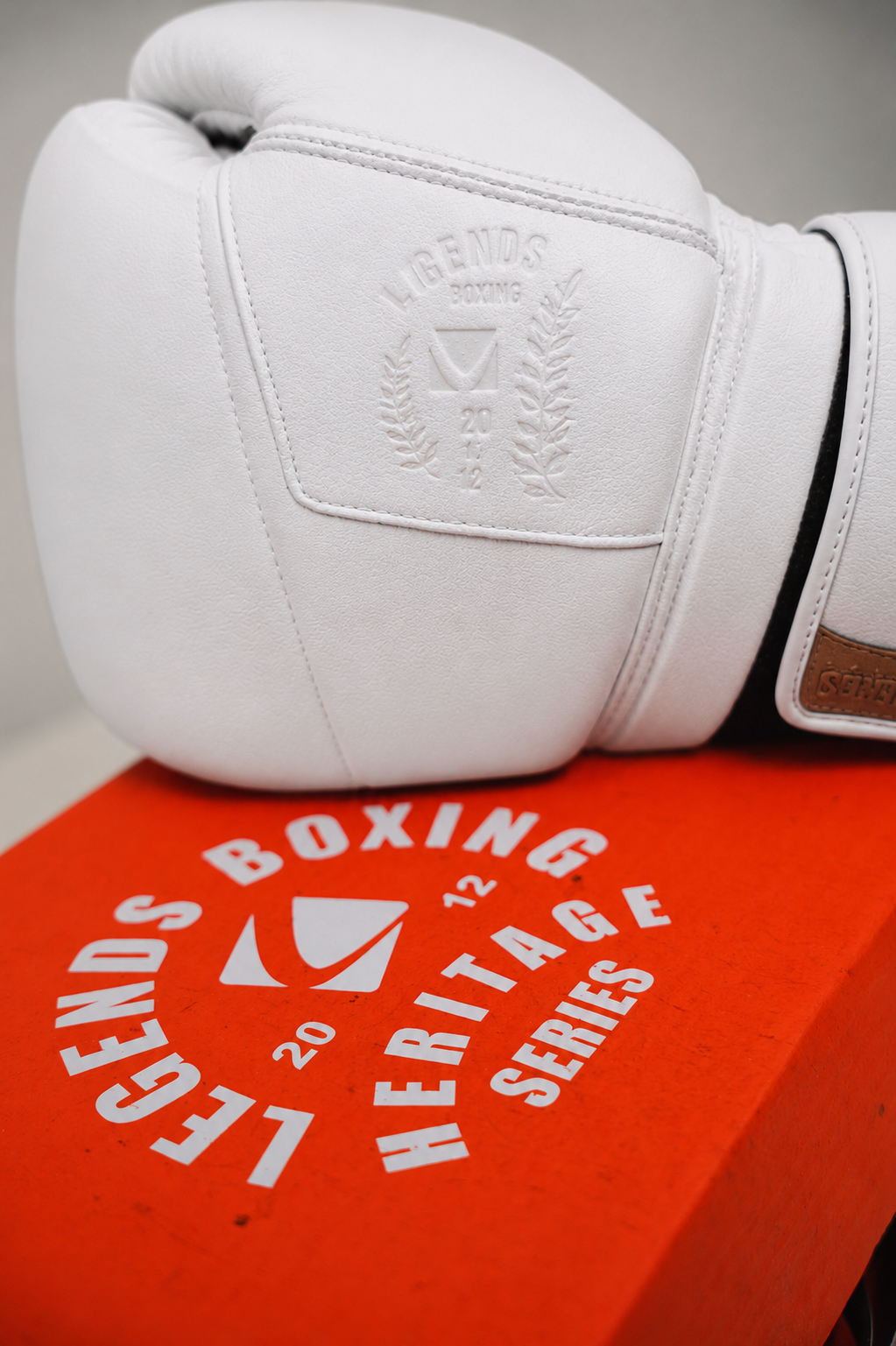 LB Tuff Gloves IV Heritage Series Return